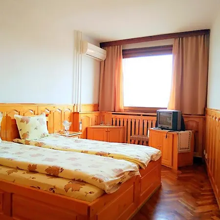 Comfort Hotel 2*
